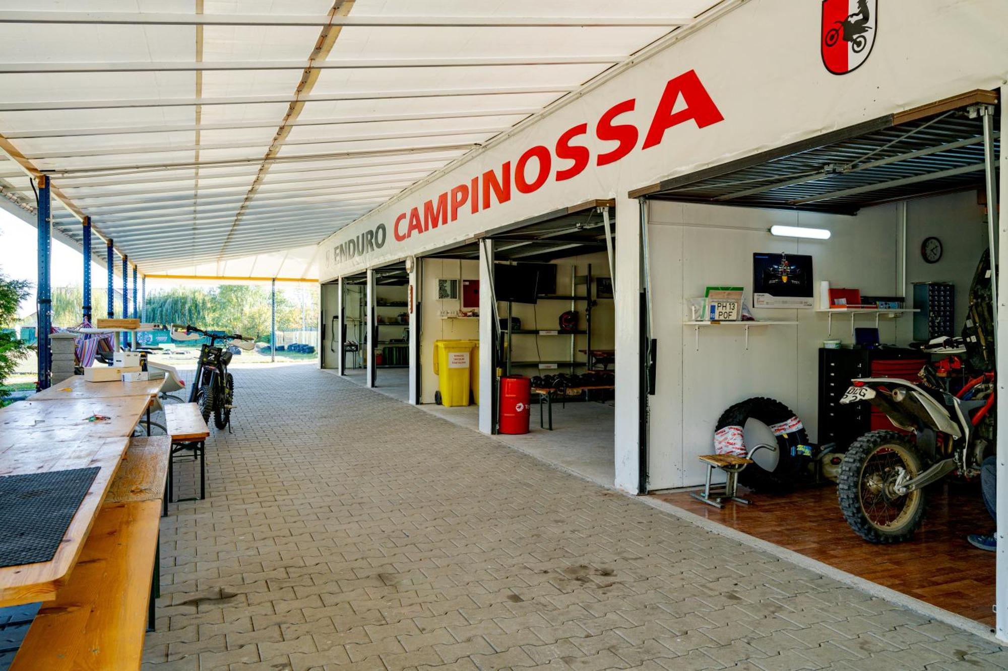 Casa Augsburg Hotell Băneşti Eksteriør bilde