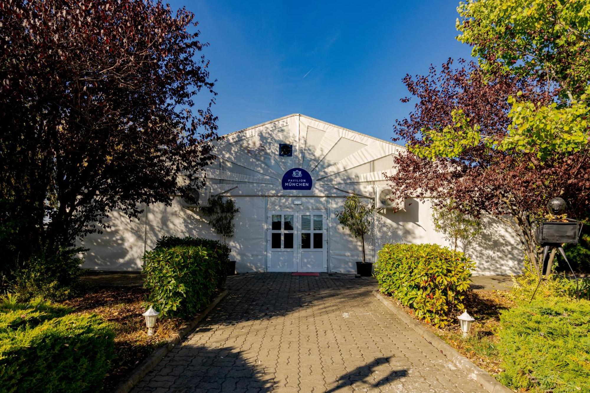 Casa Augsburg Hotell Băneşti Eksteriør bilde