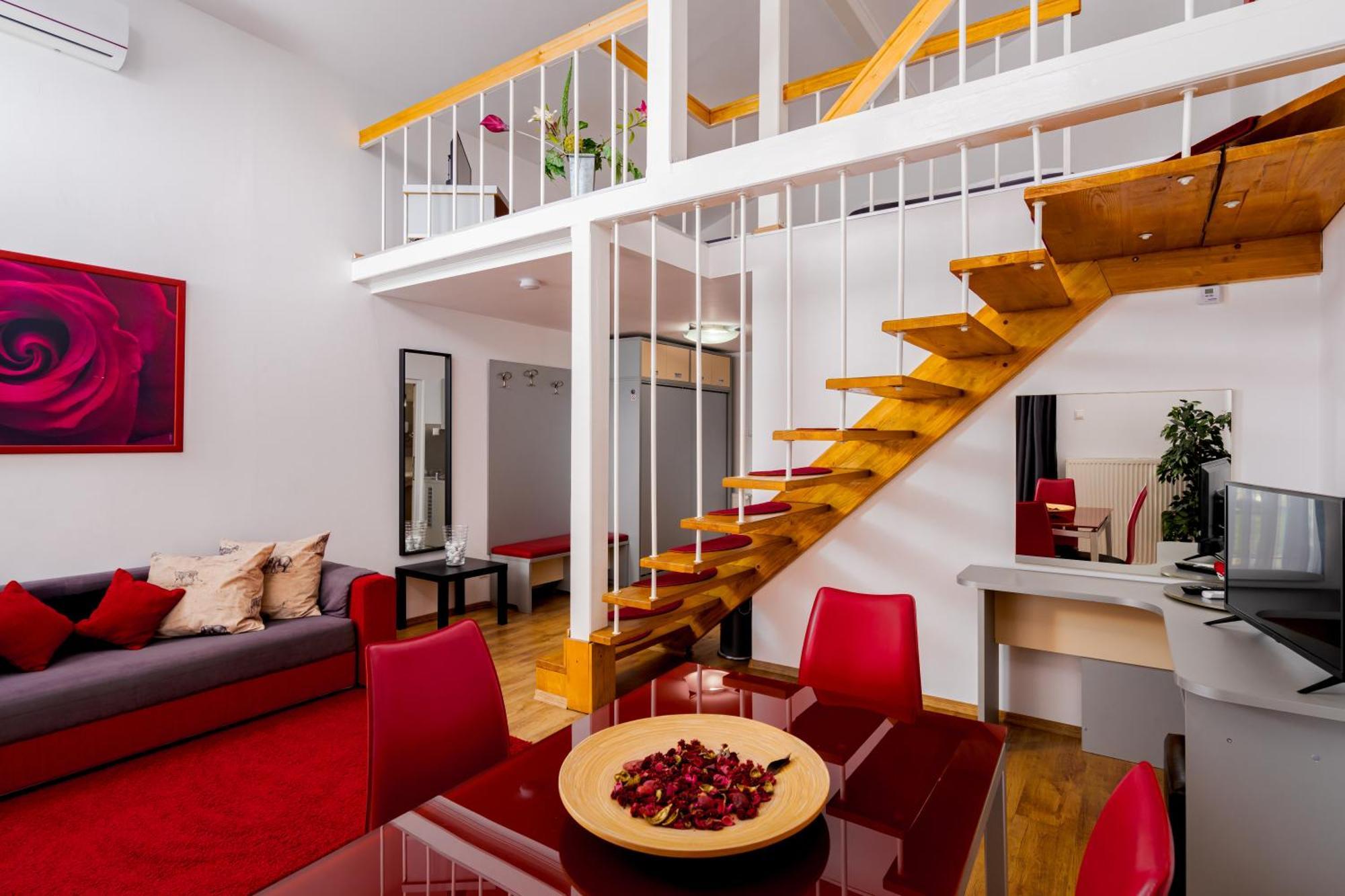 Casa Augsburg Hotell Băneşti Eksteriør bilde